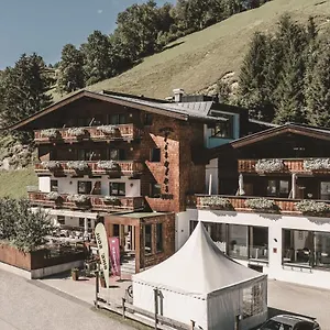 4* Hotel & Tiroler Buam